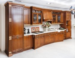 �������� �������� (Luna, ������)