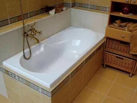 Чему отдать предпочтение – ванной или душевой кабине?