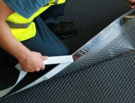 ������������� ����: 4 �������� �������