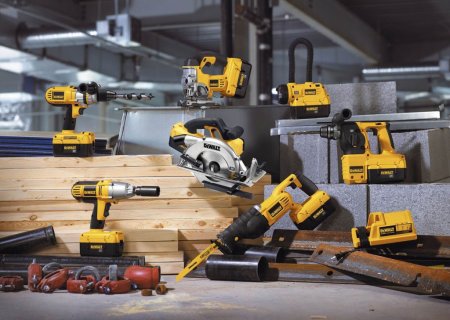 ������������ ������������������ DeWALT