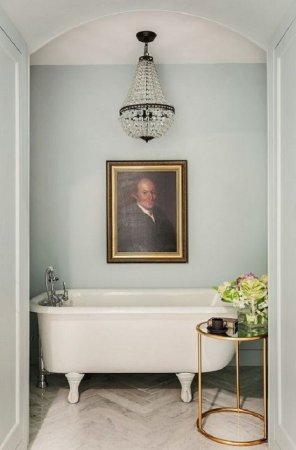 Роскошный интерьер ванной во французском стиле