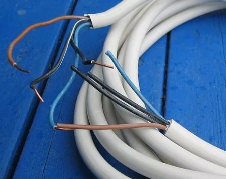 Какой кабель лучше - медный или алюминиевый