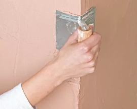 Как шпаклевать внутренние углы стен