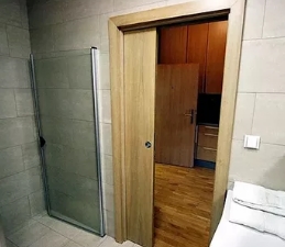 Двери в ванную комнату и туалет. Варианты
