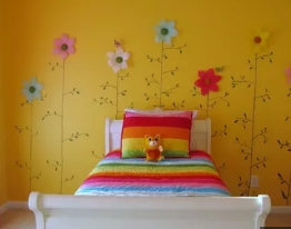 Раскрась спальню яркими красками!