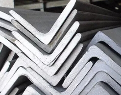 Нержавеющая сталь: характеристики и применение в изготовление уголков неравнополочных